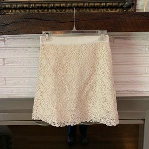 LOFT Lace Cream Skirt 🌸